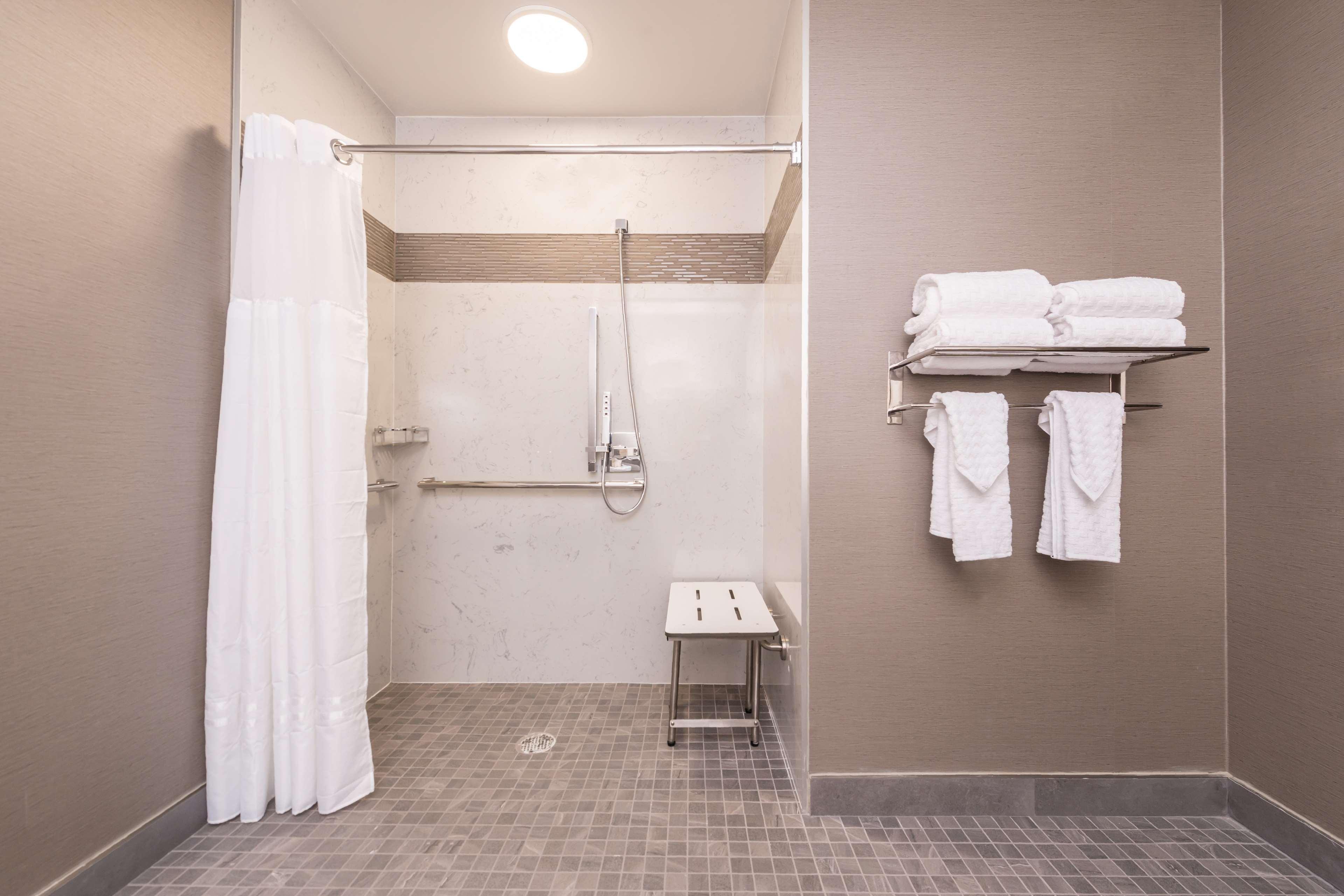 Best Western Plus Temecula Wine Country Hotel & Suites Esterno foto
