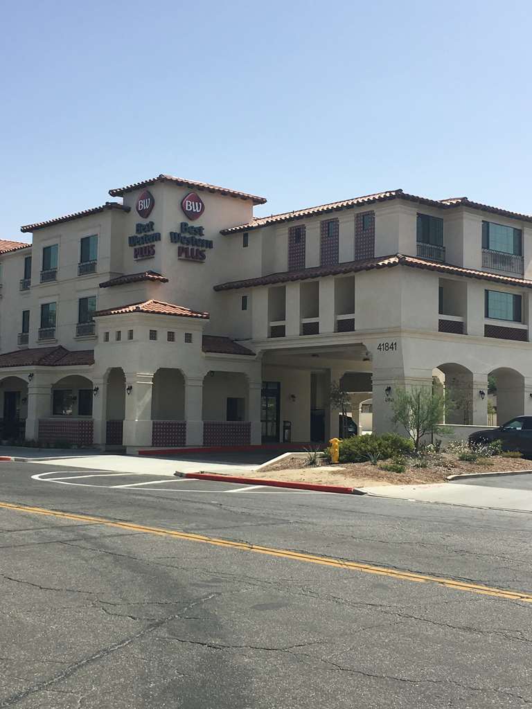 Best Western Plus Temecula Wine Country Hotel & Suites Esterno foto