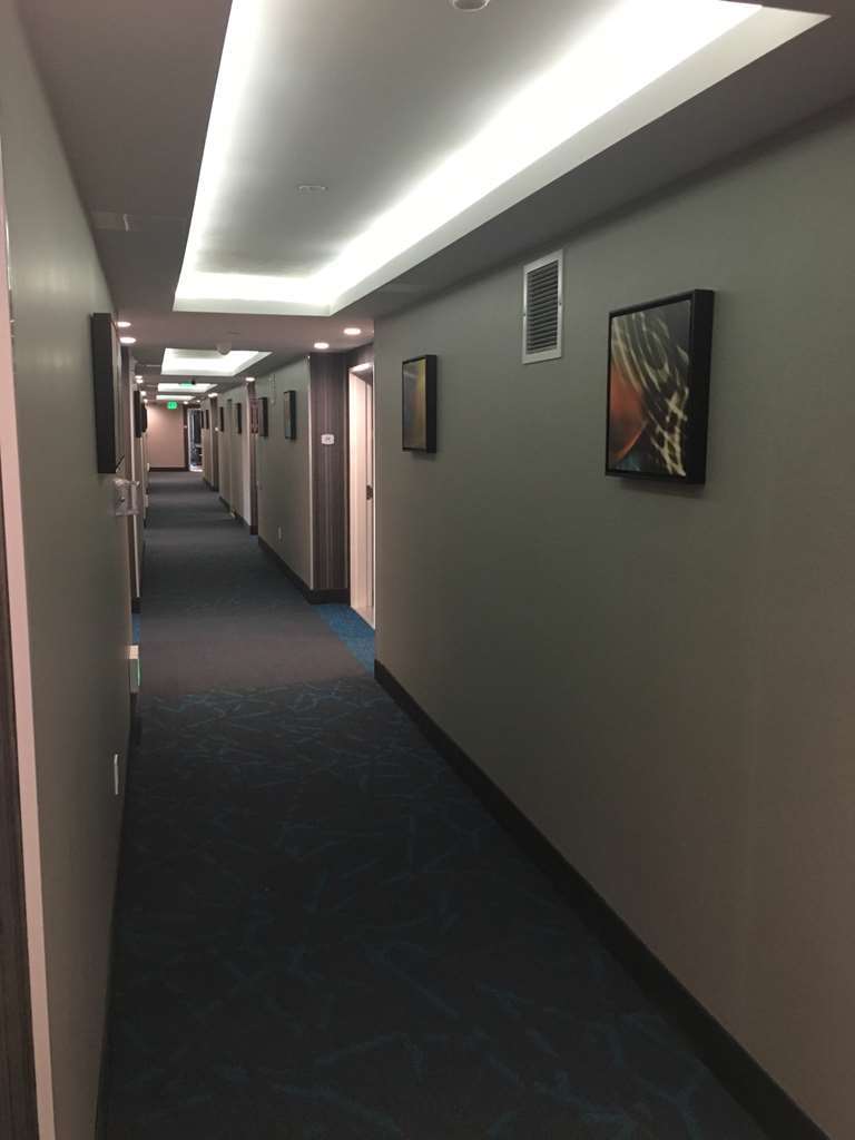 Best Western Plus Temecula Wine Country Hotel & Suites Amenities foto